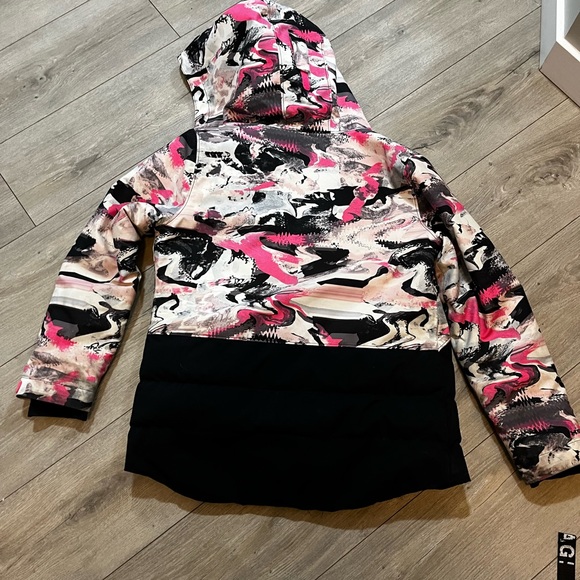 Youth girls Under Armour snow jacket - Picture 4 of 4